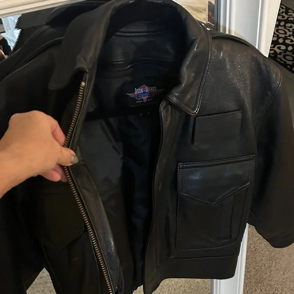 Chaps Black Leather Bomber Jacket - Picture 12 of 17